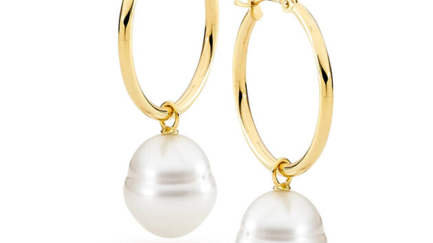 Yellow gold hoops detachable south sea pearls