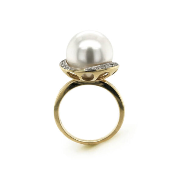 Halo White Pearl Ring