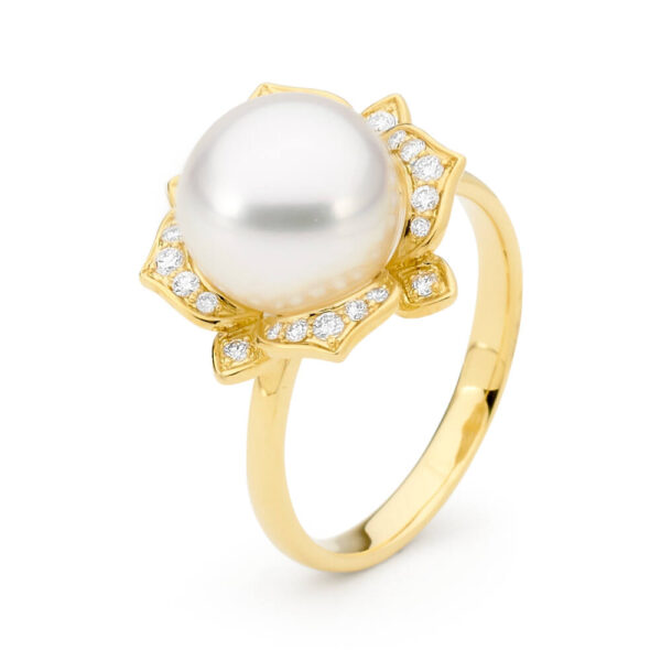 Yellow Gold Floral Pearl Ring
