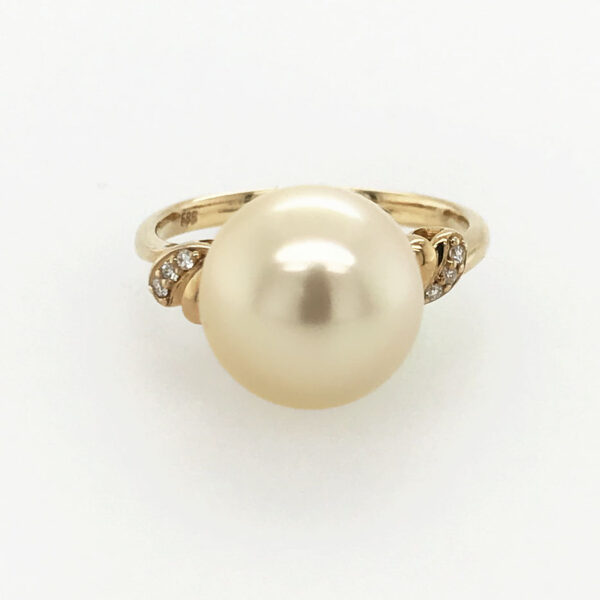 Light Gold South Sea Pearl on a 14 Carat Yellow Gold Diamond Set Ring