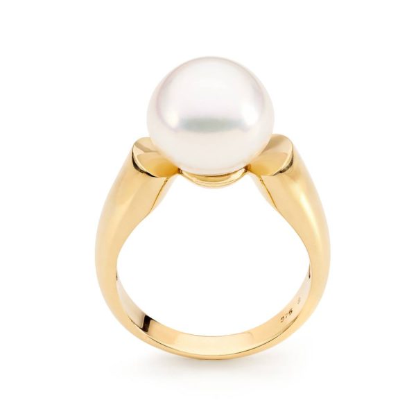 12 mm South Sea Pearl on a 9 carat Yellow Gold Radar Ring