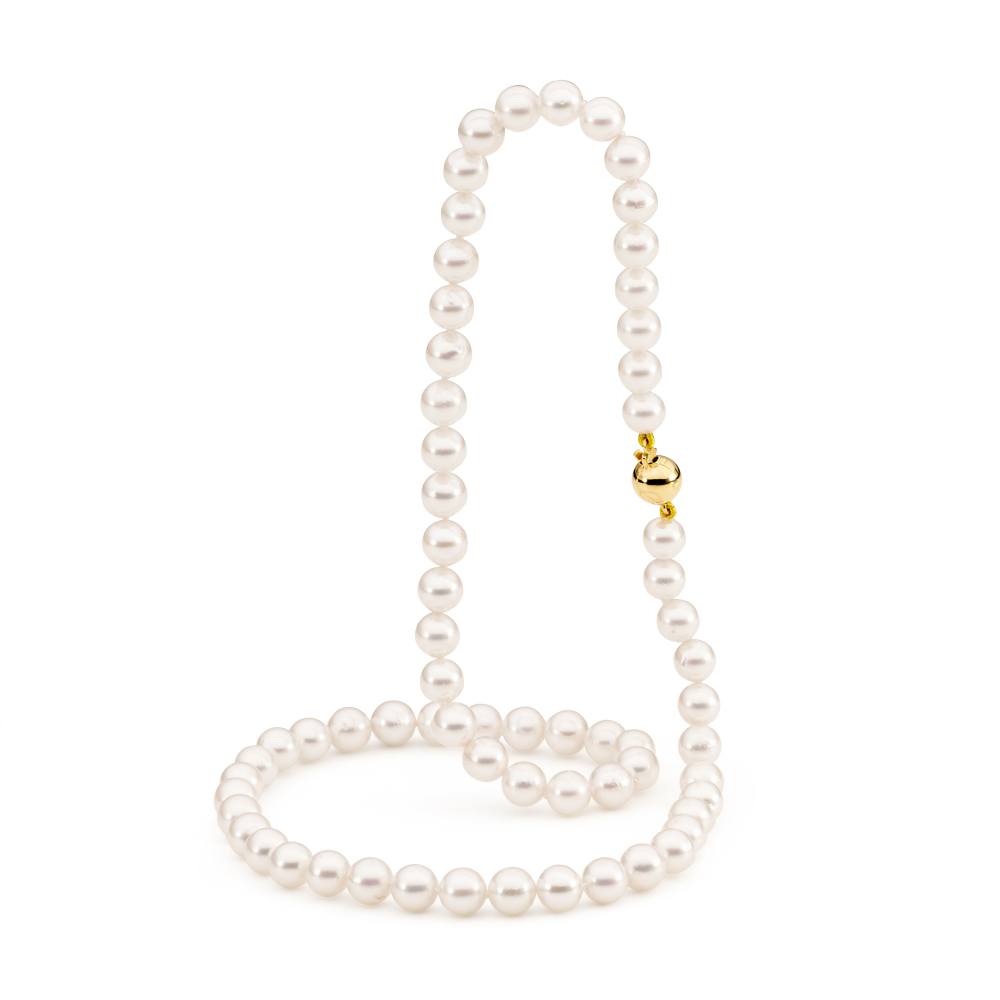 Akoya pearl necklace with diamond clasp by Joanna Jablko | Finematter