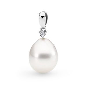 Australian South Sea pearl with 18 carat white gold diamond pendant