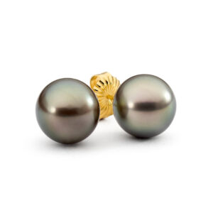 Tahitian Pearls with 18ct Yellow gold.